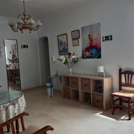 Pension Larra Mairena De Alcor Exterior foto
