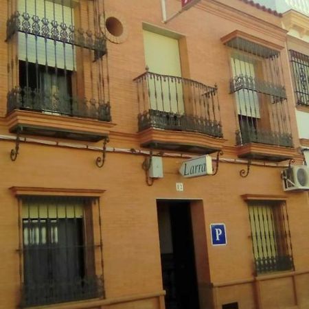 Pension Larra Mairena De Alcor Exterior foto