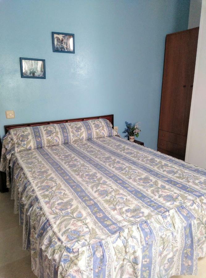 Pension Larra Mairena De Alcor Exterior foto